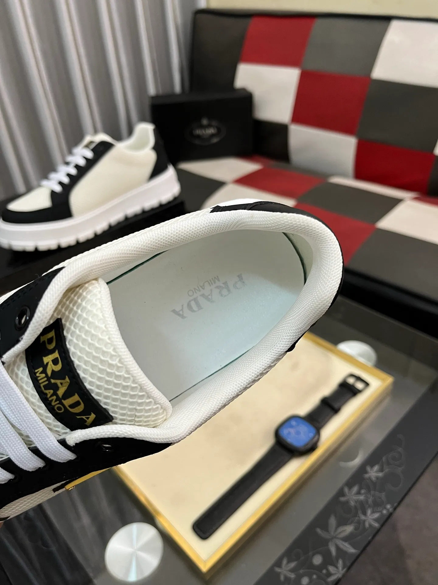 Men's Men's Shoes💰440⌚️⌚️《PRADA*》The latest and most popular casual shoes, top brand [seduce] luxury~purchasing agent, top~quality. [Strong] The upper is made of imported breathable special materials ➕ breathable feet (•) with fine workmanship. Original stylish and stylish soft rubber wear-resistant outsole, light and comfortable on the foot, size: 38-445️⃣colors available